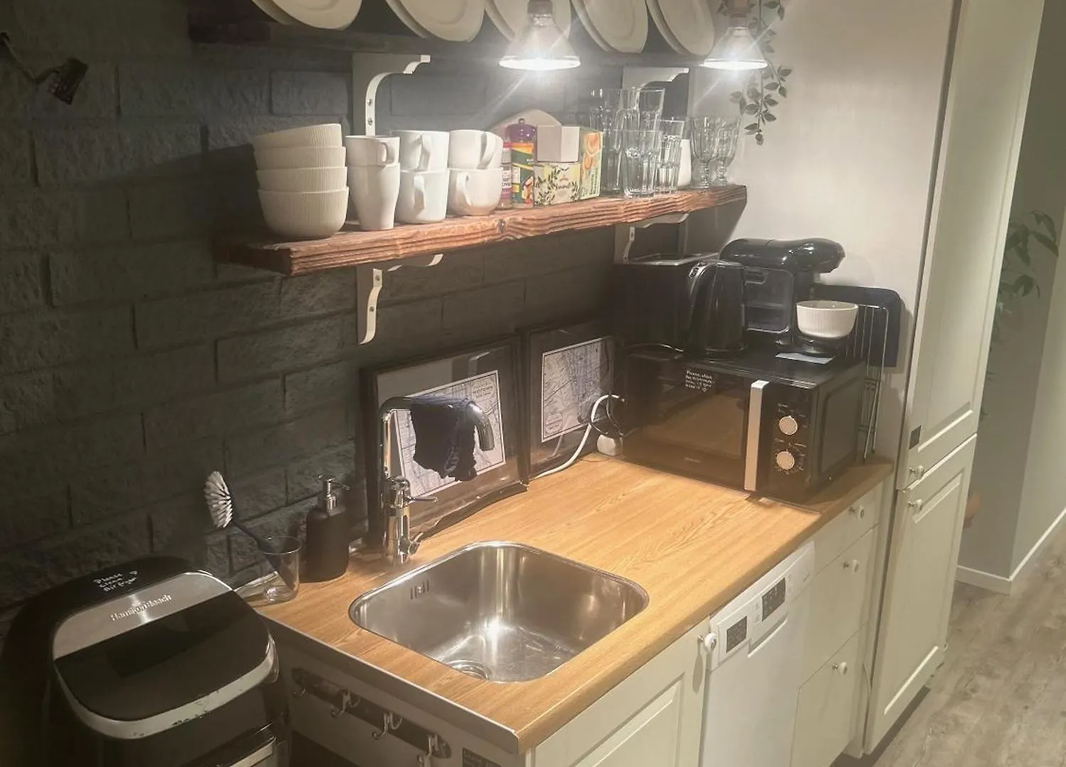 Bed & Breakfast Stockholms Home Away From Home Fisksatra Sverige